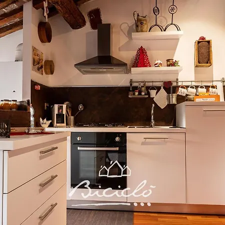 Apartament Biciclo' Citta