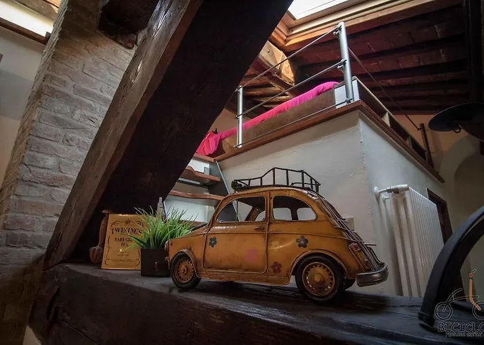 Biciclo' Citta Apartment *